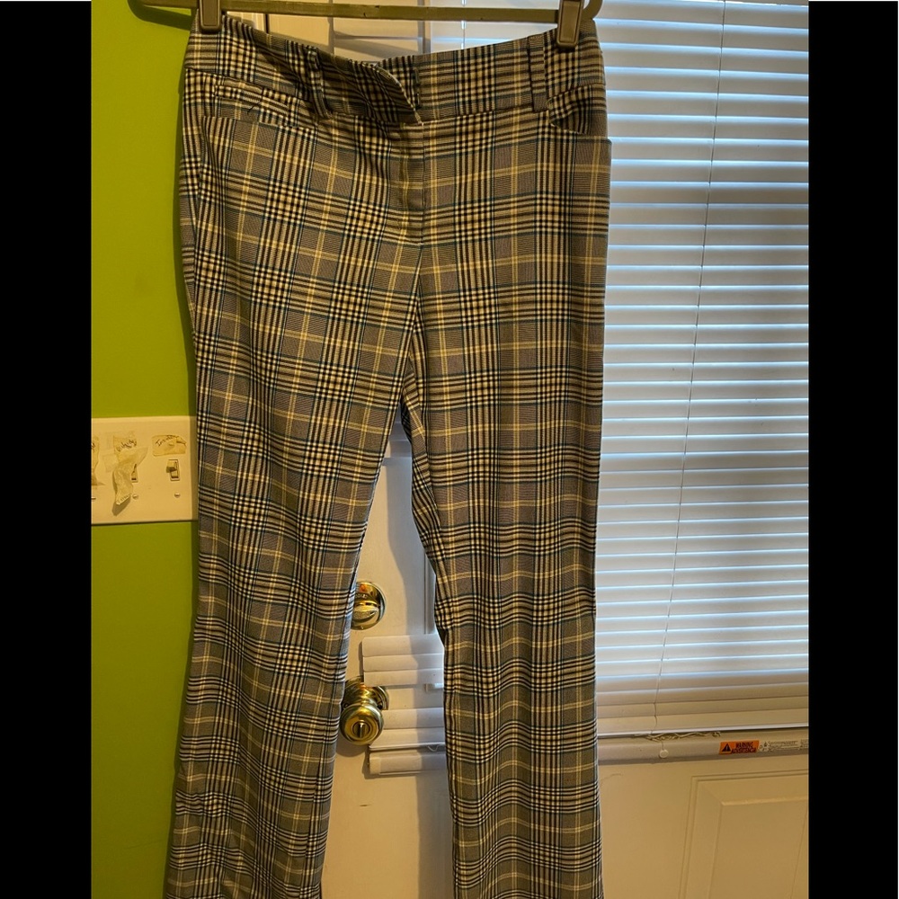 Women’s dress pants